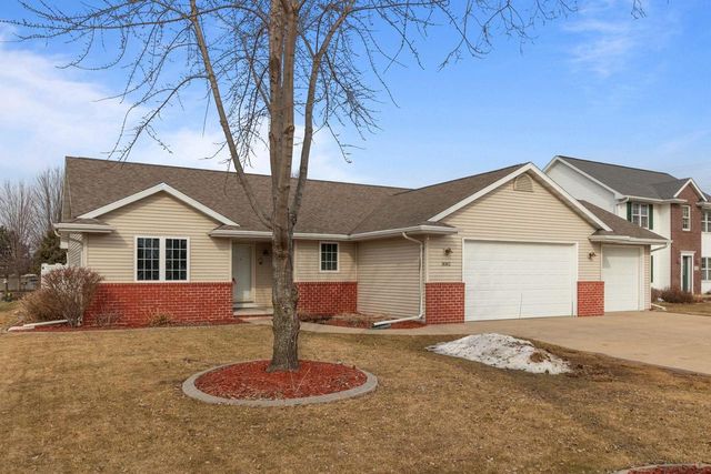 3082 WINNIPEG STREET, Menasha, WI 54952