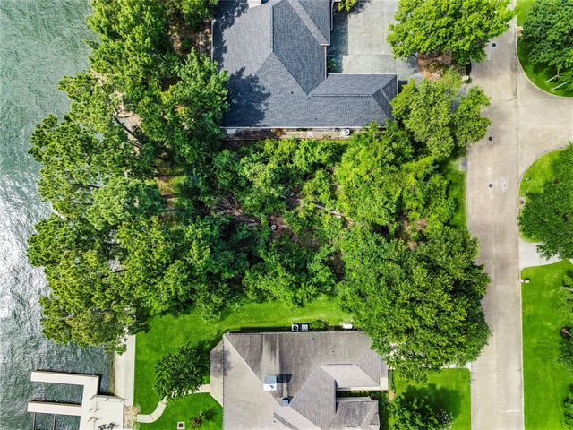 3511 Brookhaven Drive, Montgomery, TX 77356