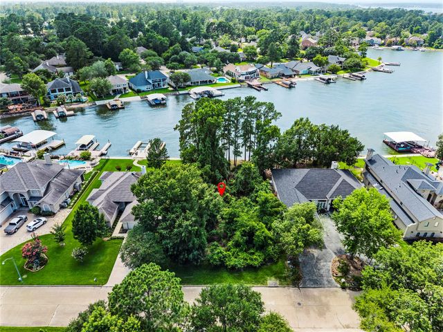 3511 Brookhaven Drive, Montgomery, TX 77356