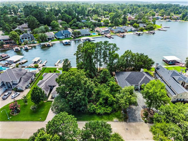 3511 Brookhaven Drive, Montgomery, TX 77356