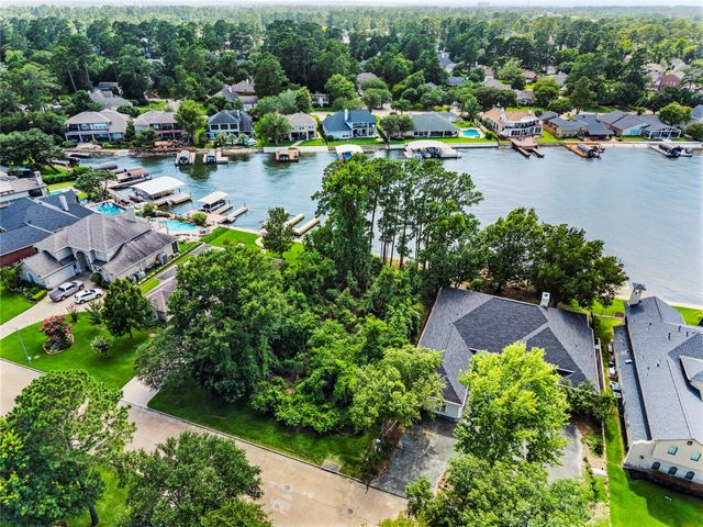 3511 Brookhaven Drive, Montgomery, TX 77356