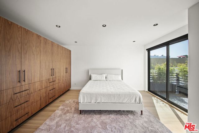 212 Bay Street 103, Santa Monica, CA 90405