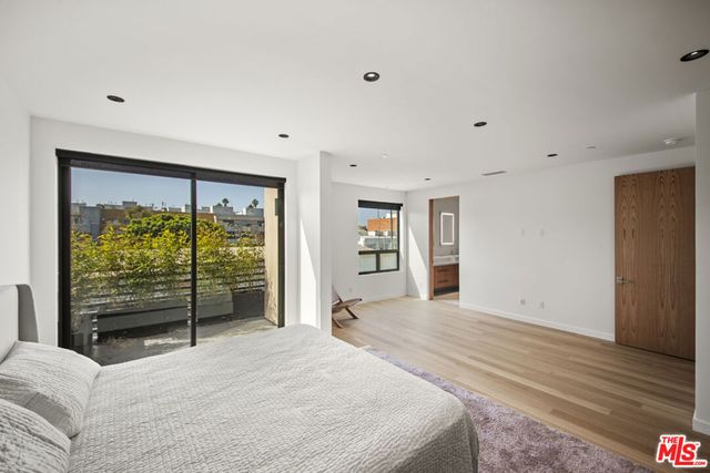 212 Bay Street 103, Santa Monica, CA 90405