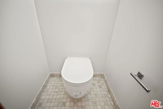 212 Bay Street 103, Santa Monica, CA 90405