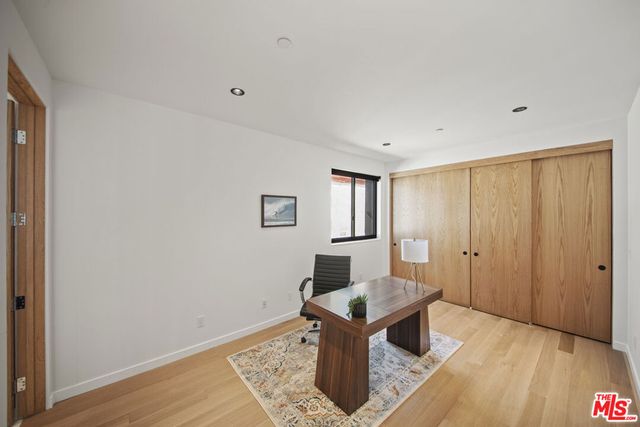212 Bay Street 103, Santa Monica, CA 90405