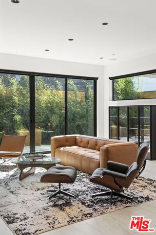 212 Bay Street 103, Santa Monica, CA 90405