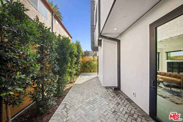 212 Bay Street 103, Santa Monica, CA 90405
