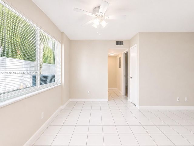 4405 NE 21st Ave 15, Fort Lauderdale, FL 33308