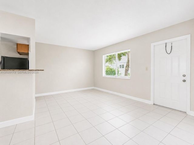 4405 NE 21st Ave 15, Fort Lauderdale, FL 33308