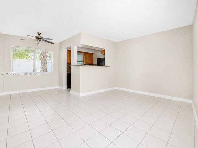4405 NE 21st Ave 15, Fort Lauderdale, FL 33308