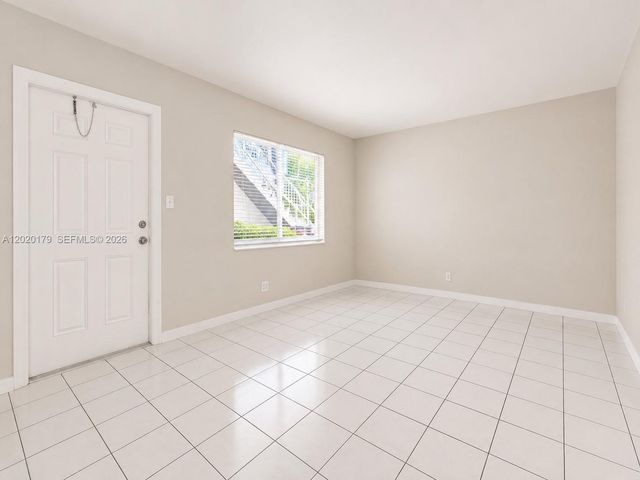4405 NE 21st Ave 15, Fort Lauderdale, FL 33308
