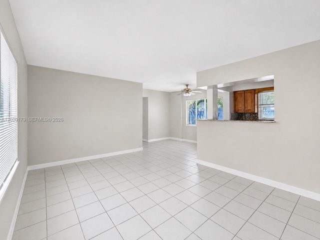 4405 NE 21st Ave 15, Fort Lauderdale, FL 33308