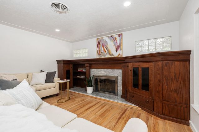 4750 N Palm Ave, Fresno, CA 93704