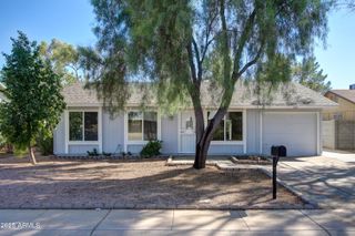 3521 W DETROIT Street, Chandler, AZ 85226