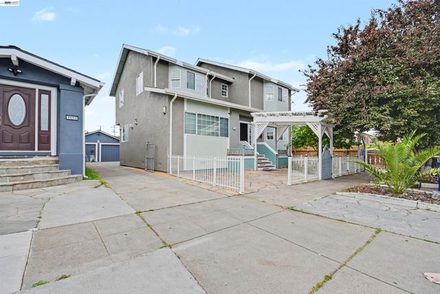 1536 Garvin Ave, Richmond, CA 94801