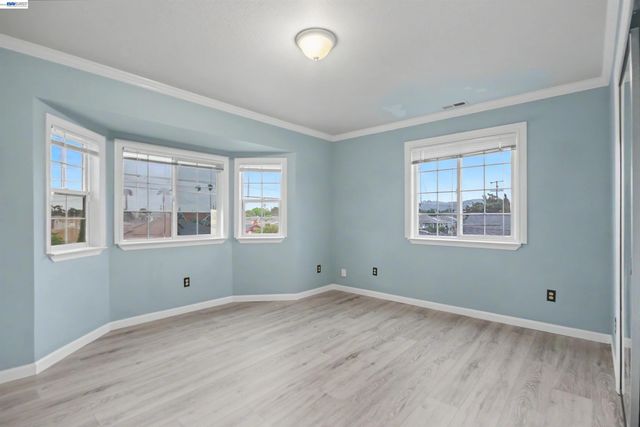 1536 Garvin Ave, Richmond, CA 94801