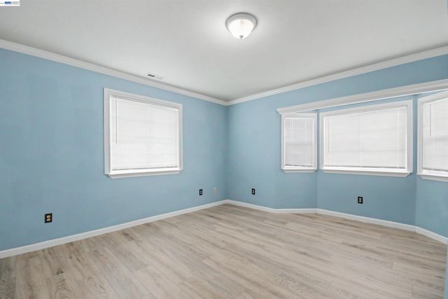 1536 Garvin Ave, Richmond, CA 94801
