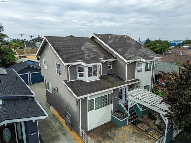 1536 Garvin Ave, Richmond, CA 94801