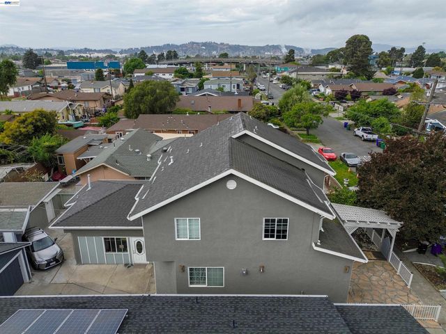 1536 Garvin Ave, Richmond, CA 94801