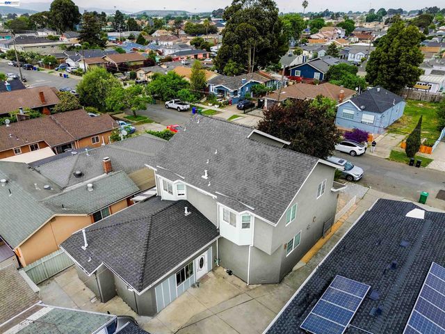 1536 Garvin Ave, Richmond, CA 94801