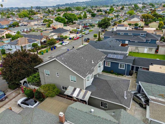 1536 Garvin Ave, Richmond, CA 94801