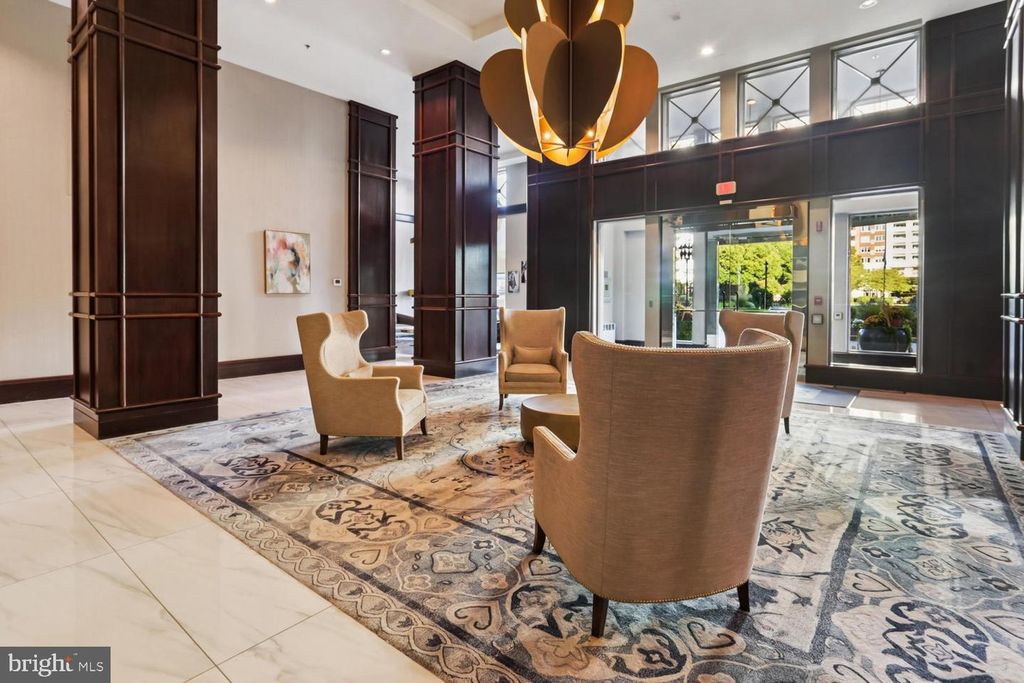 Image 54 of property listing at 5809 NICHOLSON LN #1001, Rockville, MD 20852