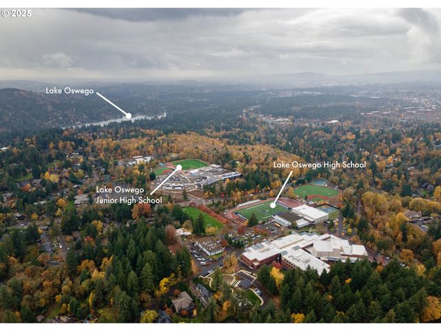 1870 EGAN Way, Lake Oswego, OR 97034