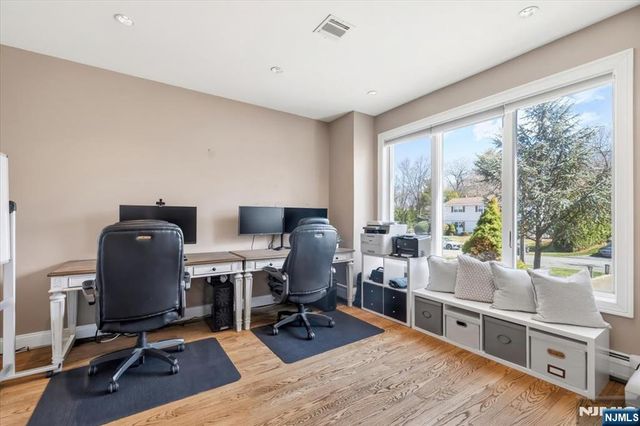 20 Bearbrook Drive, Woodcliff Lake, NJ 07677