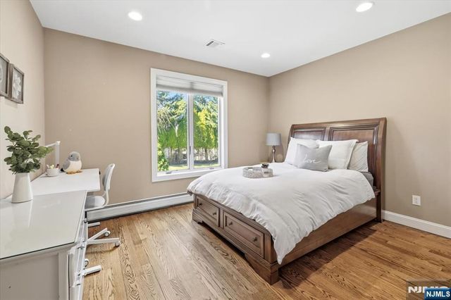 20 Bearbrook Drive, Woodcliff Lake, NJ 07677