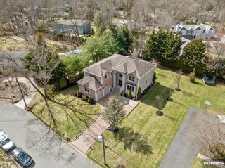 20 Bearbrook Drive, Woodcliff Lake, NJ 07677