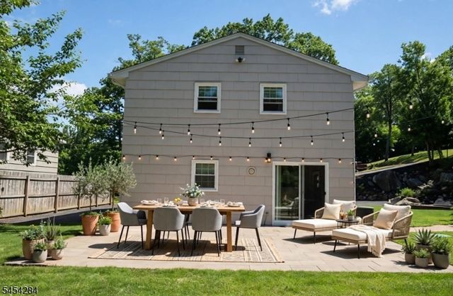 121 Leland Trl, Hopatcong Boro, NJ 07843