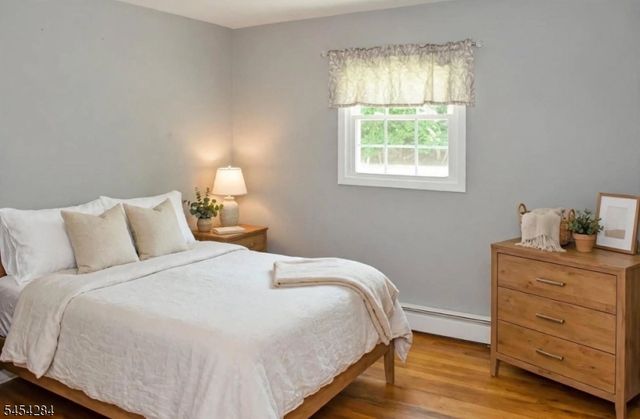 121 Leland Trl, Hopatcong Boro, NJ 07843