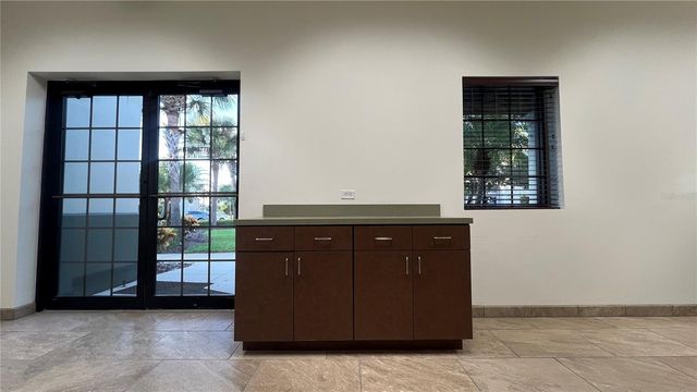 8258 118TH AVENUE 200/250, Largo, FL 33773