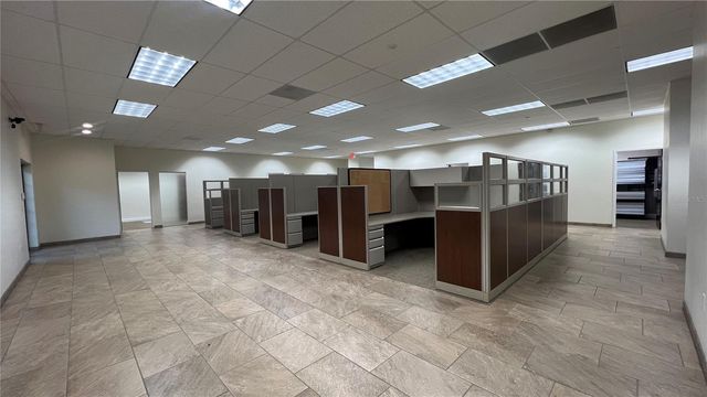 8258 118TH AVENUE 200/250, Largo, FL 33773