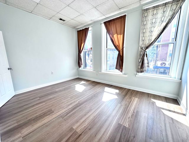 2247 S Wentworth Avenue 2C, Chicago, IL 60616