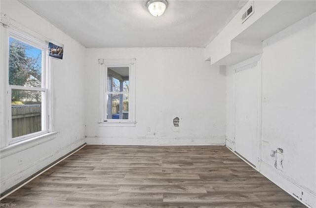 1121 Hampton AVE, Newport News, VA 23607