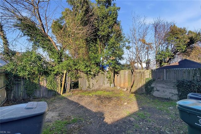 1121 Hampton AVE, Newport News, VA 23607