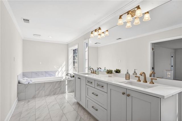 720 Amster Green Drive, Atlanta, GA 30350