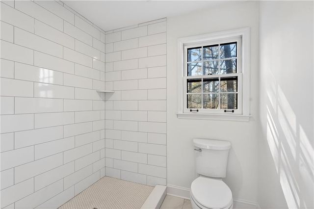 720 Amster Green Drive, Atlanta, GA 30350