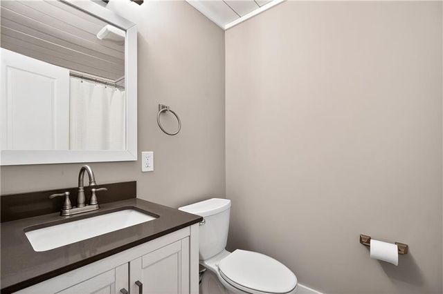 720 Amster Green Drive, Atlanta, GA 30350