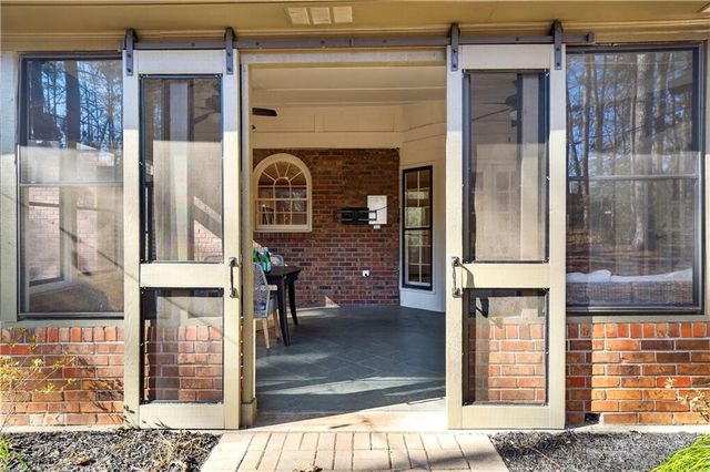 720 Amster Green Drive, Atlanta, GA 30350