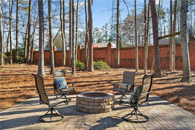 720 Amster Green Drive, Atlanta, GA 30350