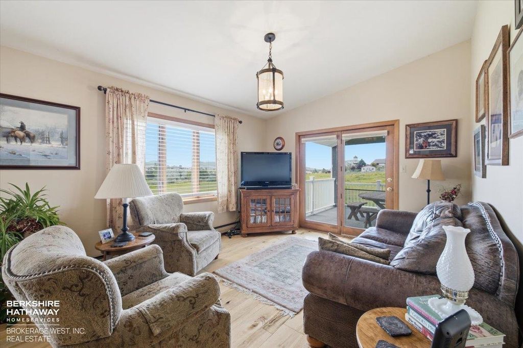15 Manning Rd, Cody, WY 82414 photo 5
