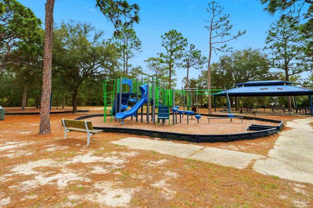 519 Batten Blvd, Pensacola, FL 32507