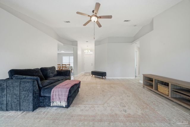 519 Batten Blvd, Pensacola, FL 32507