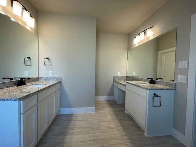 1817 Hidden Creek Drive, Midlothian, TX 76065