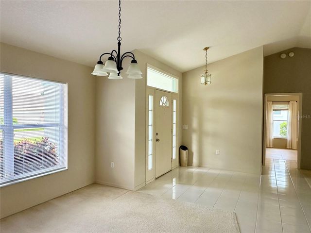 5024 SOUTHERN PINE CIRCLE, Venice, FL 34293