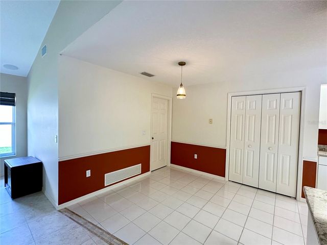 5024 SOUTHERN PINE CIRCLE, Venice, FL 34293