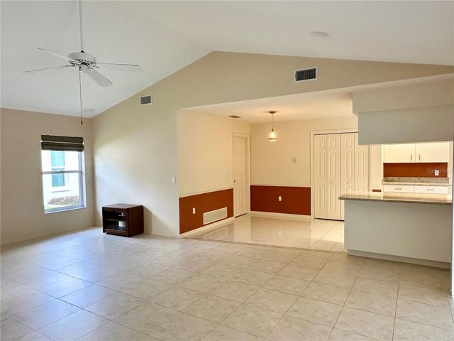 5024 SOUTHERN PINE CIRCLE, Venice, FL 34293