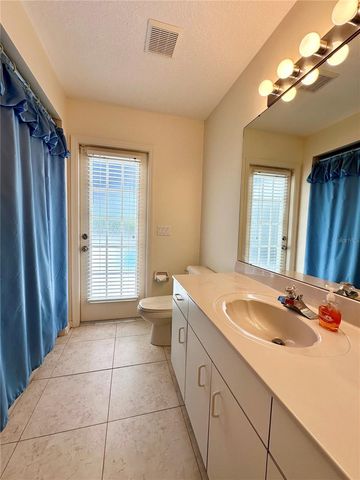 5024 SOUTHERN PINE CIRCLE, Venice, FL 34293